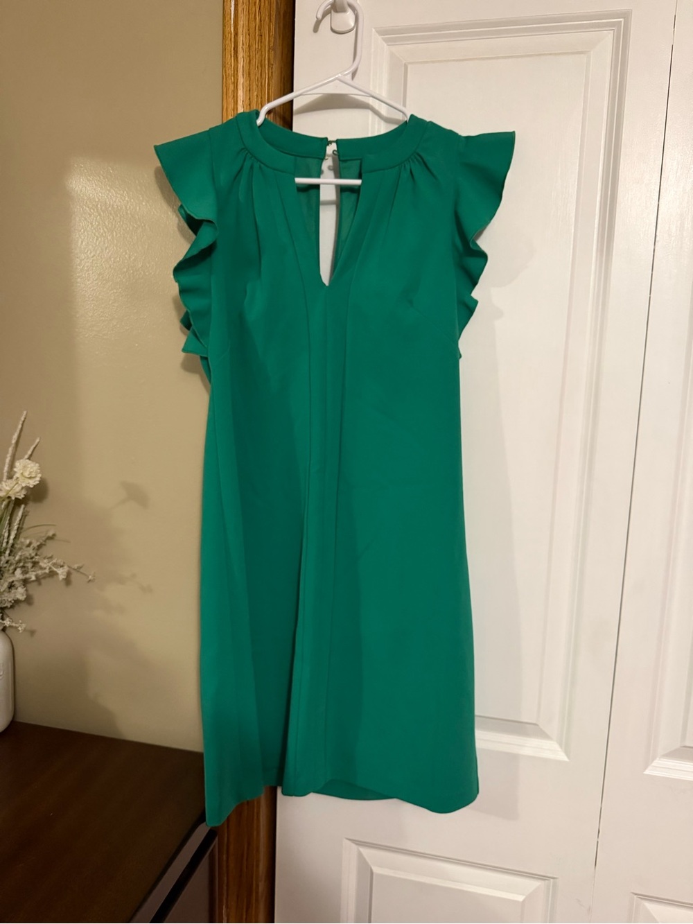Vince Camuto Emerald Green Ruffle Sleeve Shift Dress